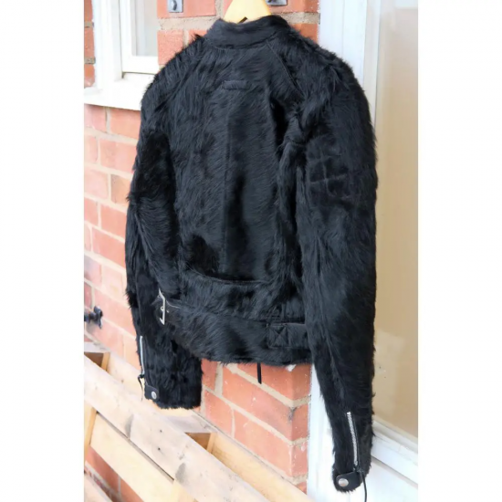 Cowhide Fur Runway Jacket: Luxurious Craftsmanship and Impeccable Style