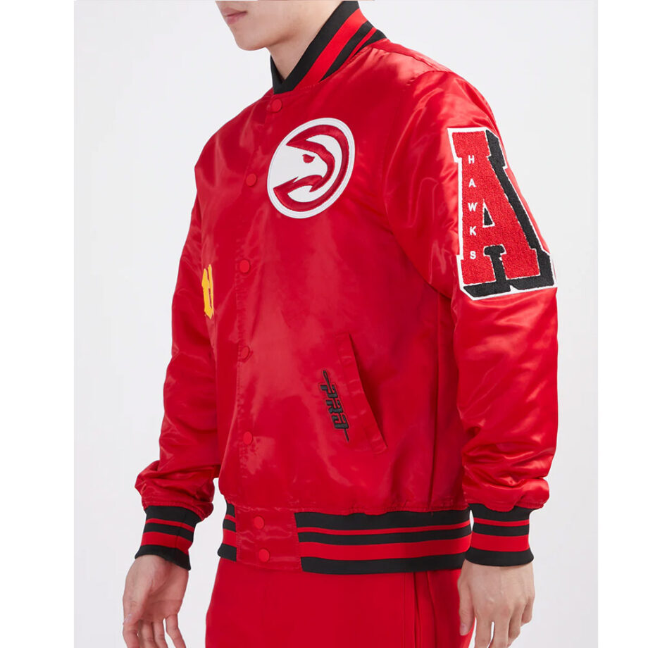 Old English Atlanta Hawks Classic Rib Red Jacket